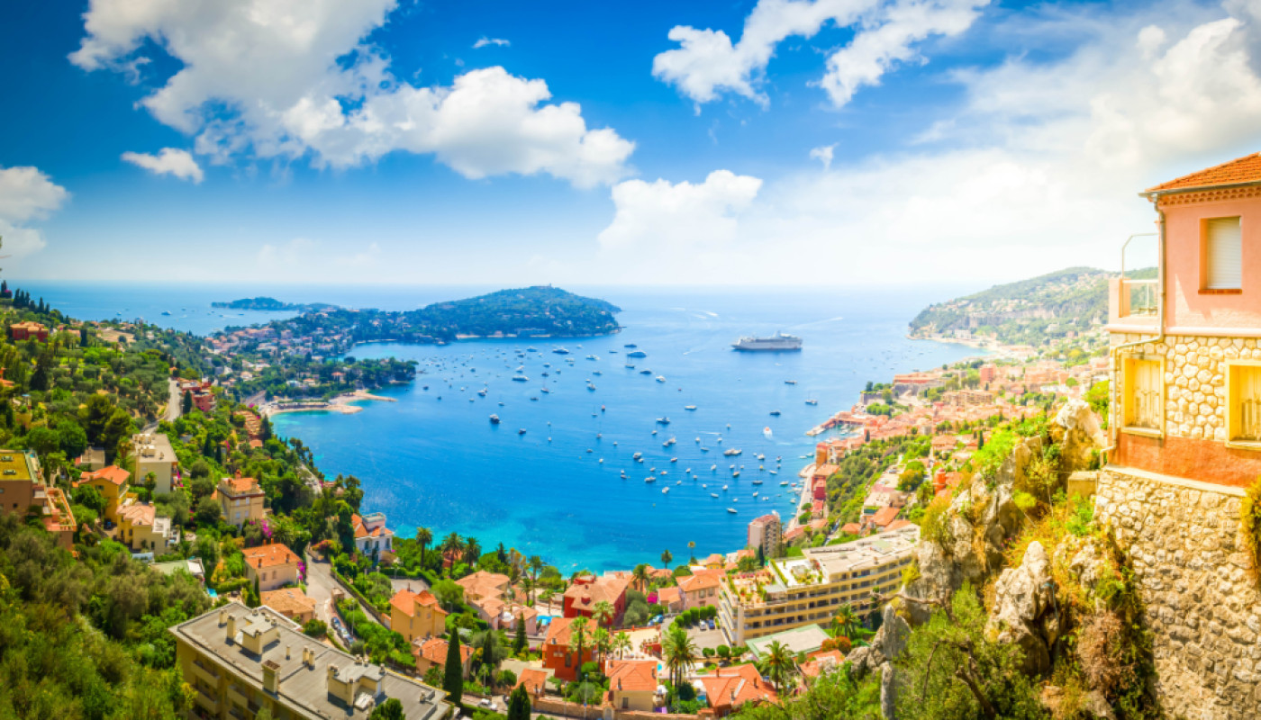 Vacances sur la Côte d’Azur : la Méhari vous emmène partout !